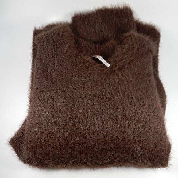Free People Harrison Bunny Crew Fuzzy SWEATER Size L Mocha Brown Slouchy NEW - Picture 13 of 14
